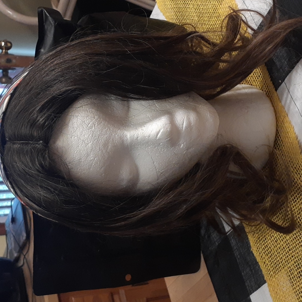 Curly wig